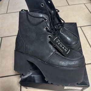 T.U.K Black Nosebleed Boots